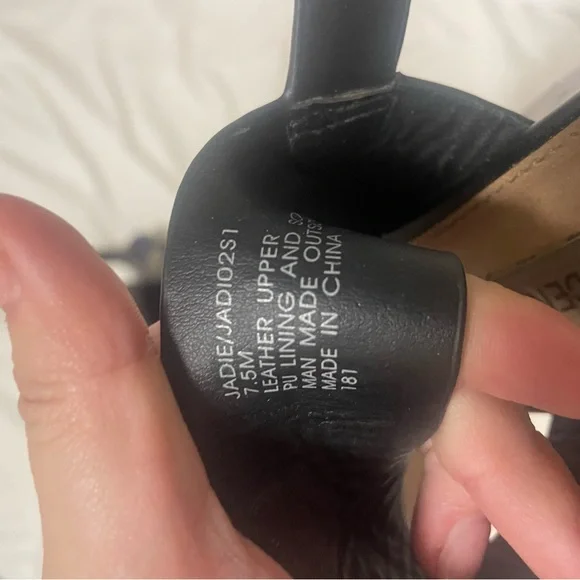 Steve Madden Jadie Sandal - Picture 4 of 4